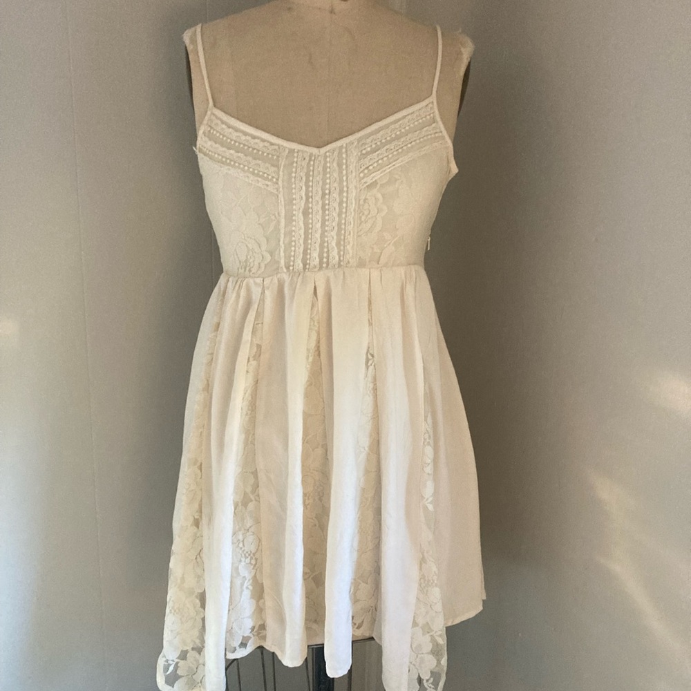 American Eagle Outfitters Lace Dress
